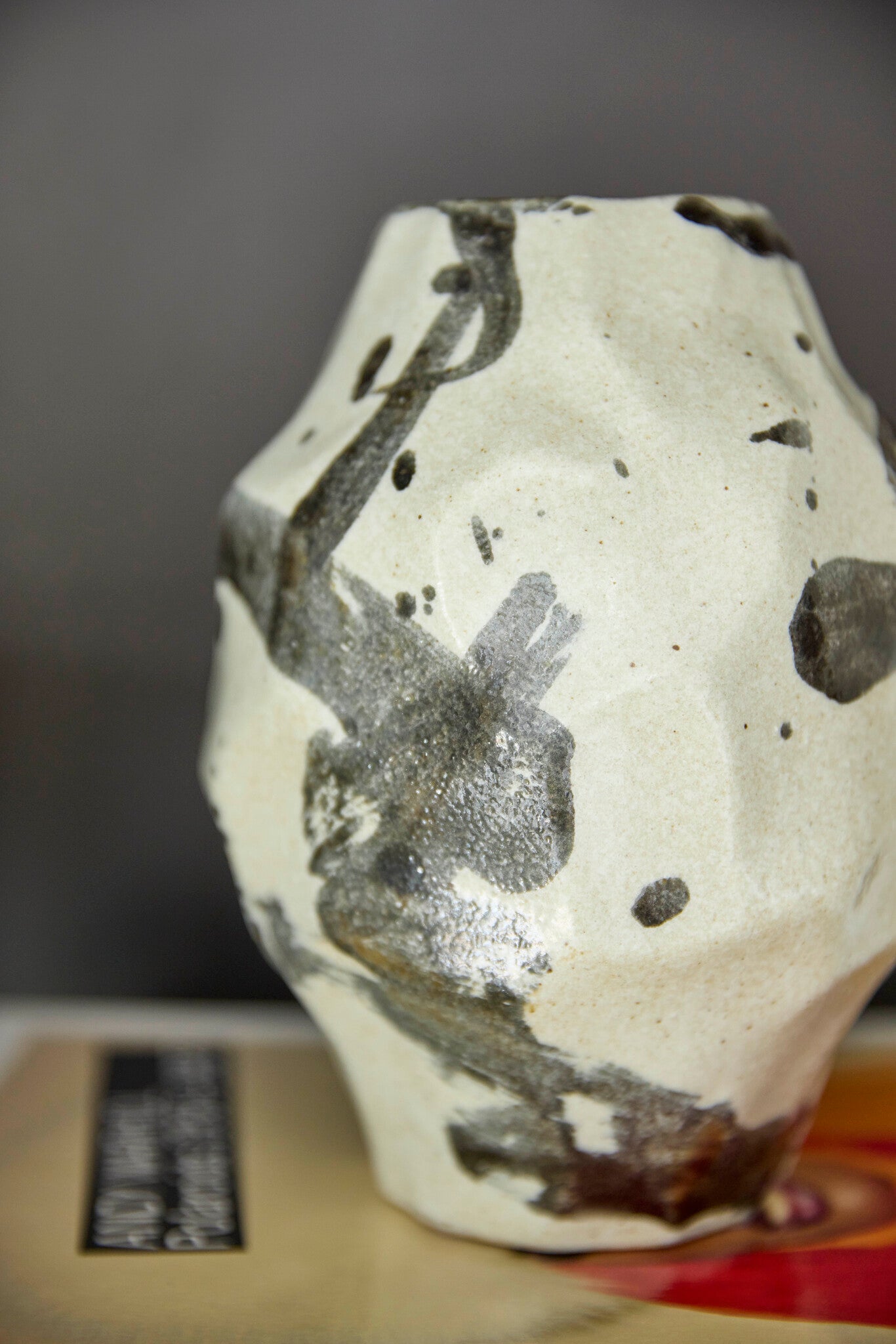 Mod Vase | Black And White - Small - Image 6