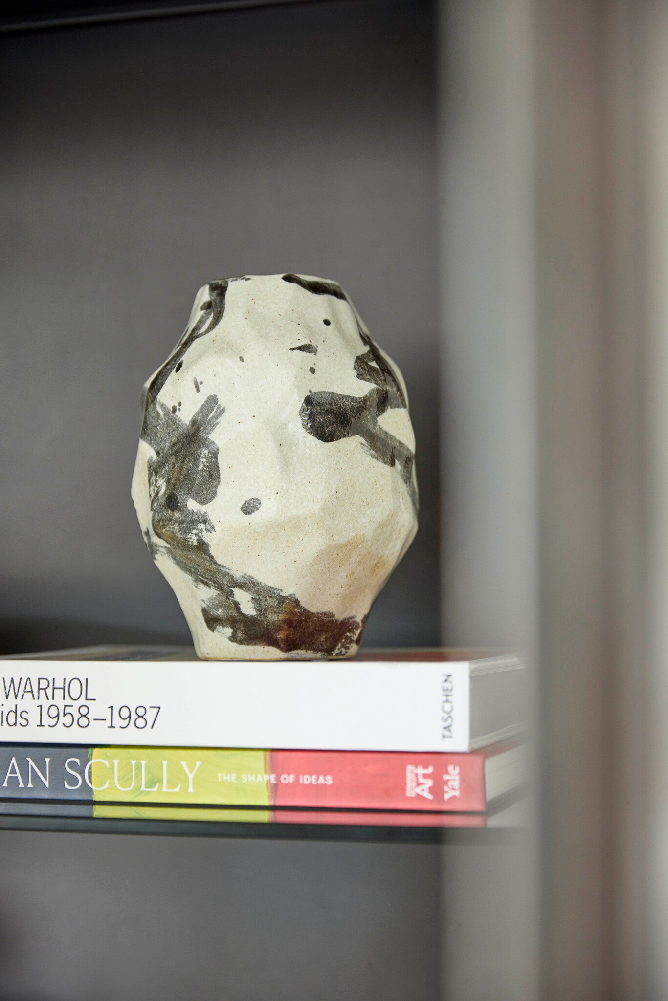 Mod Vase | Black And White - Small - Image 7
