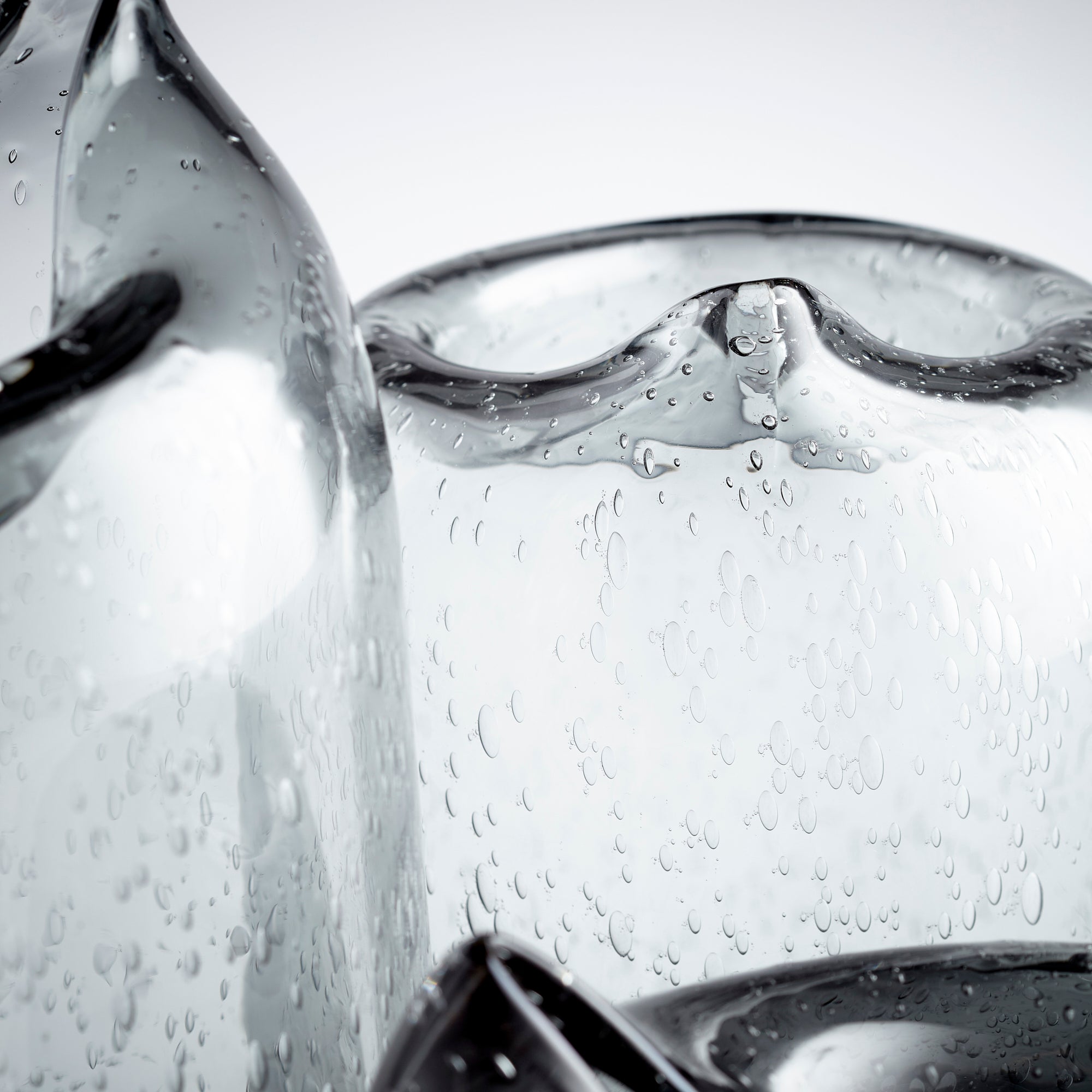 Oxtail Vase | Clear - Small - Image 3