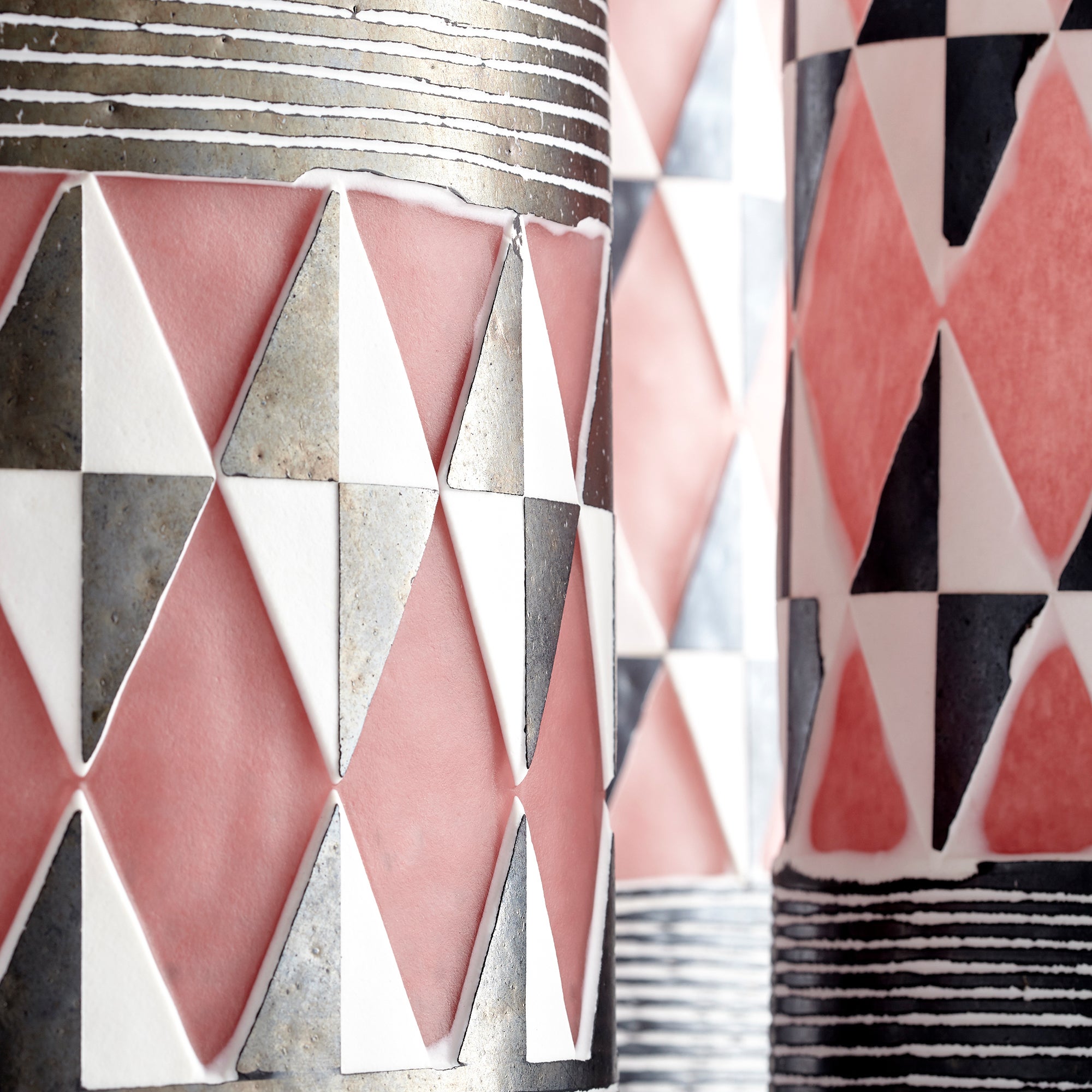 Mesa Vase | Black And White - Medium - Image 3