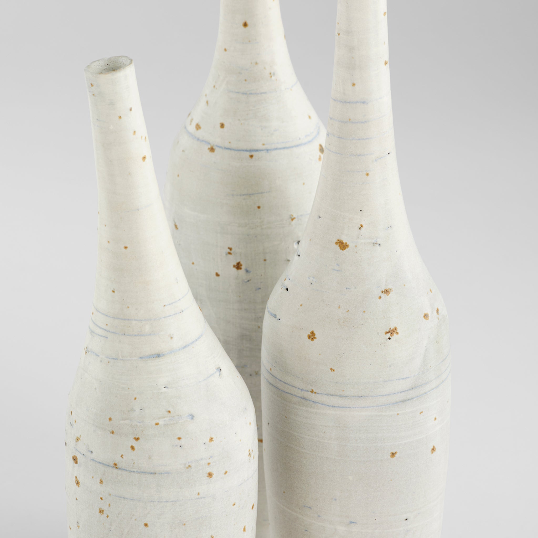 Gannet Vase Designed by Ani Kasten | White - Medium - Image 5