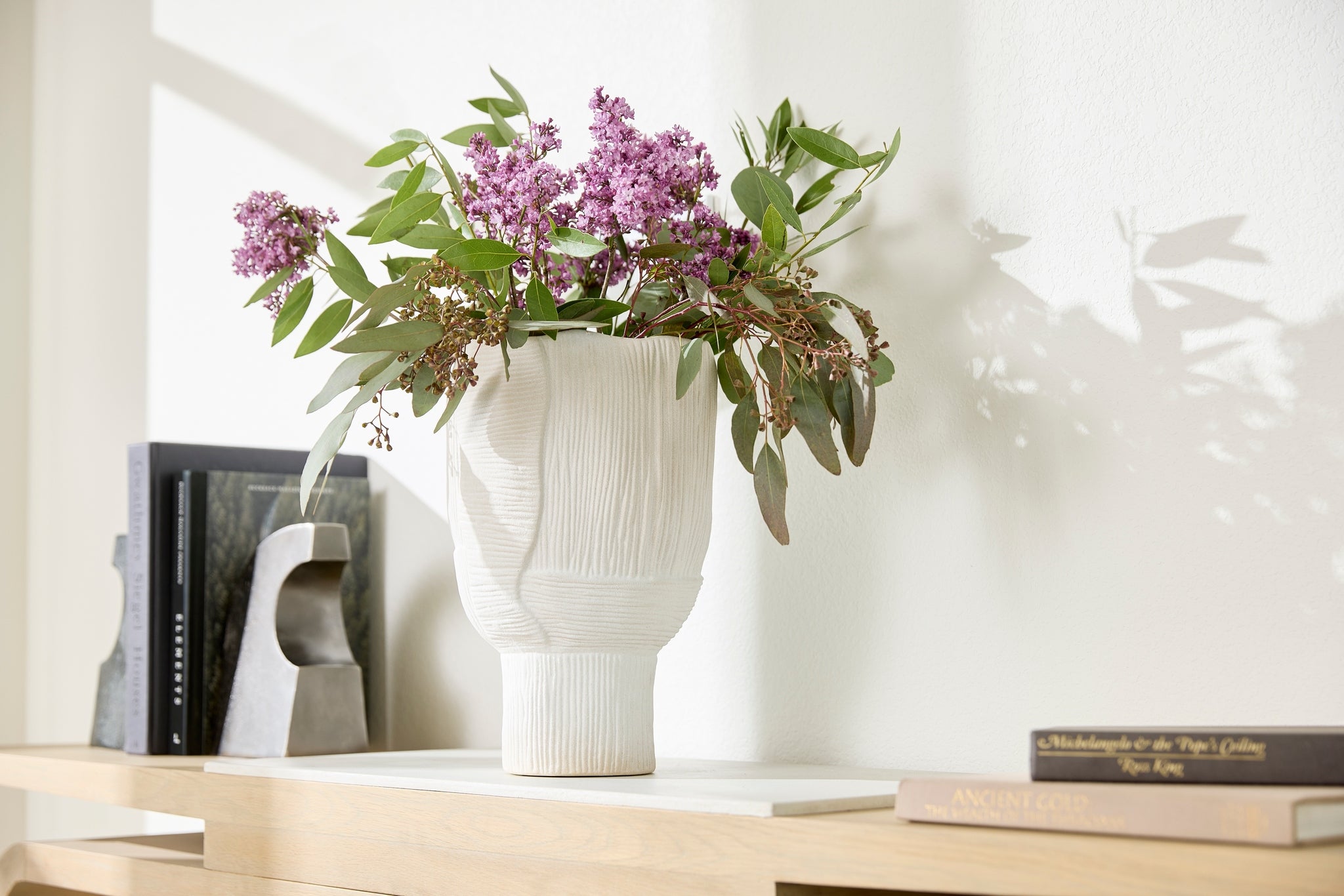 Astreae Pedestal Bowl | White - Large - Image 7