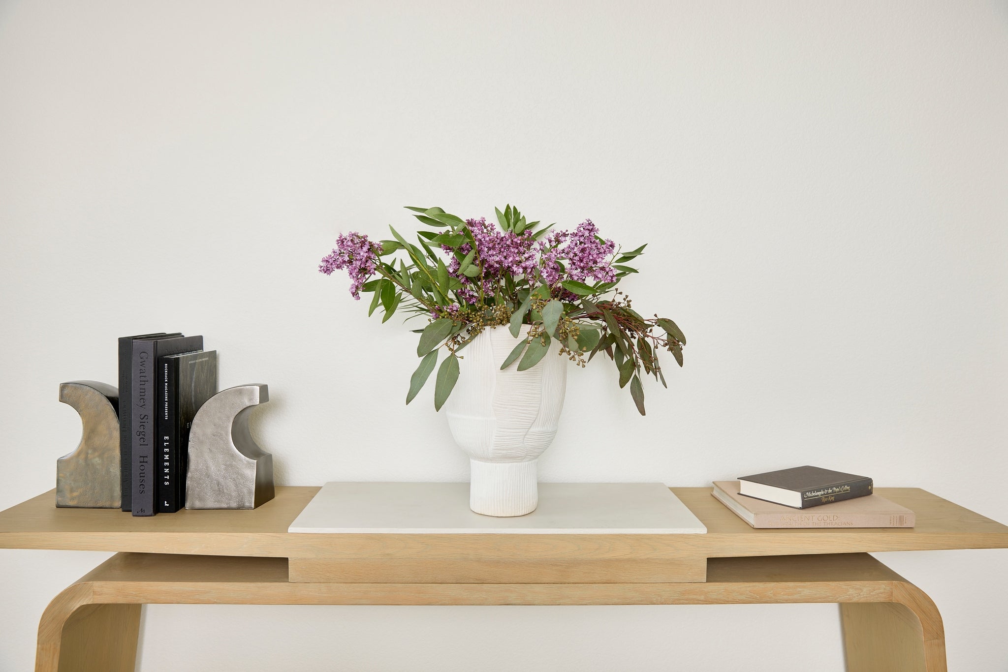 Astreae Pedestal Bowl | White - Large - Image 8