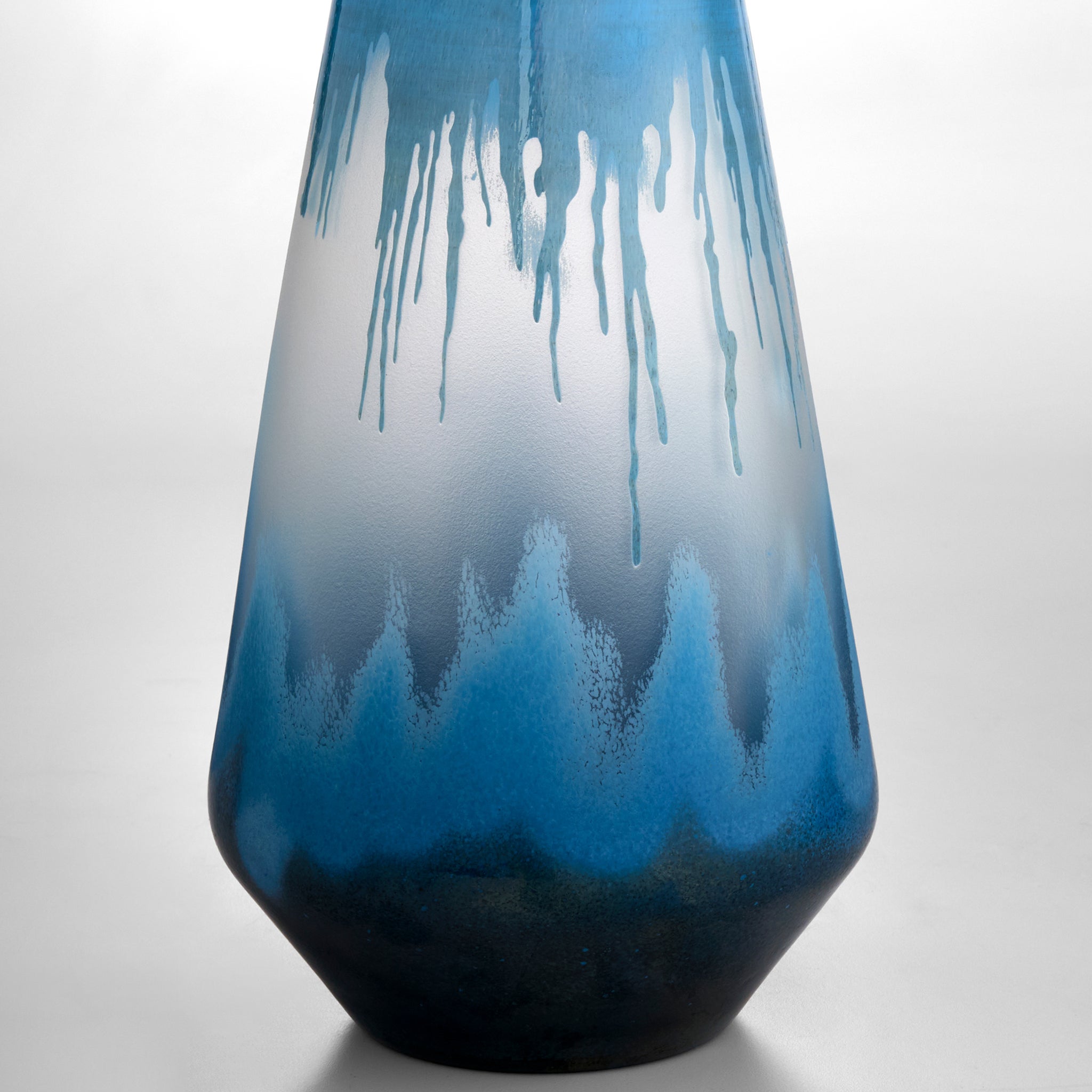 Chuva Vase | Blue - Small - Image 2